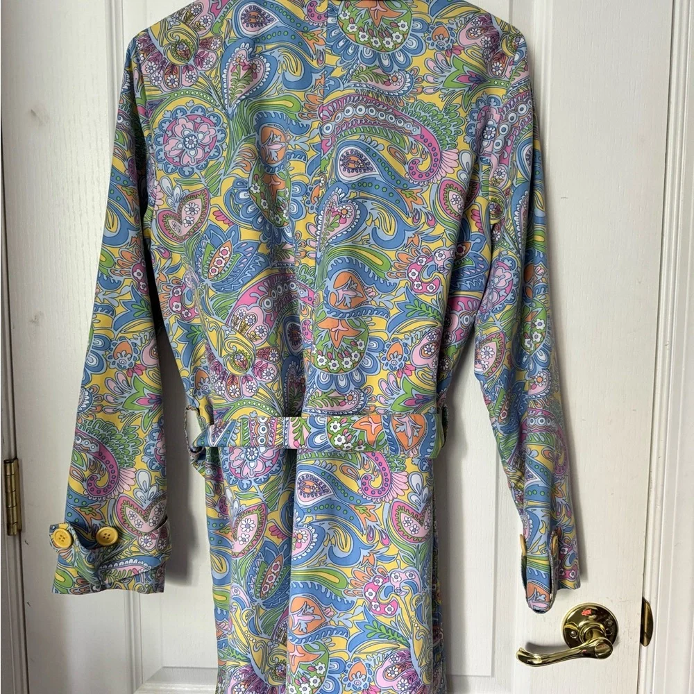 Izod Multicolor Paisley Outerwear - Picture 3 of 5